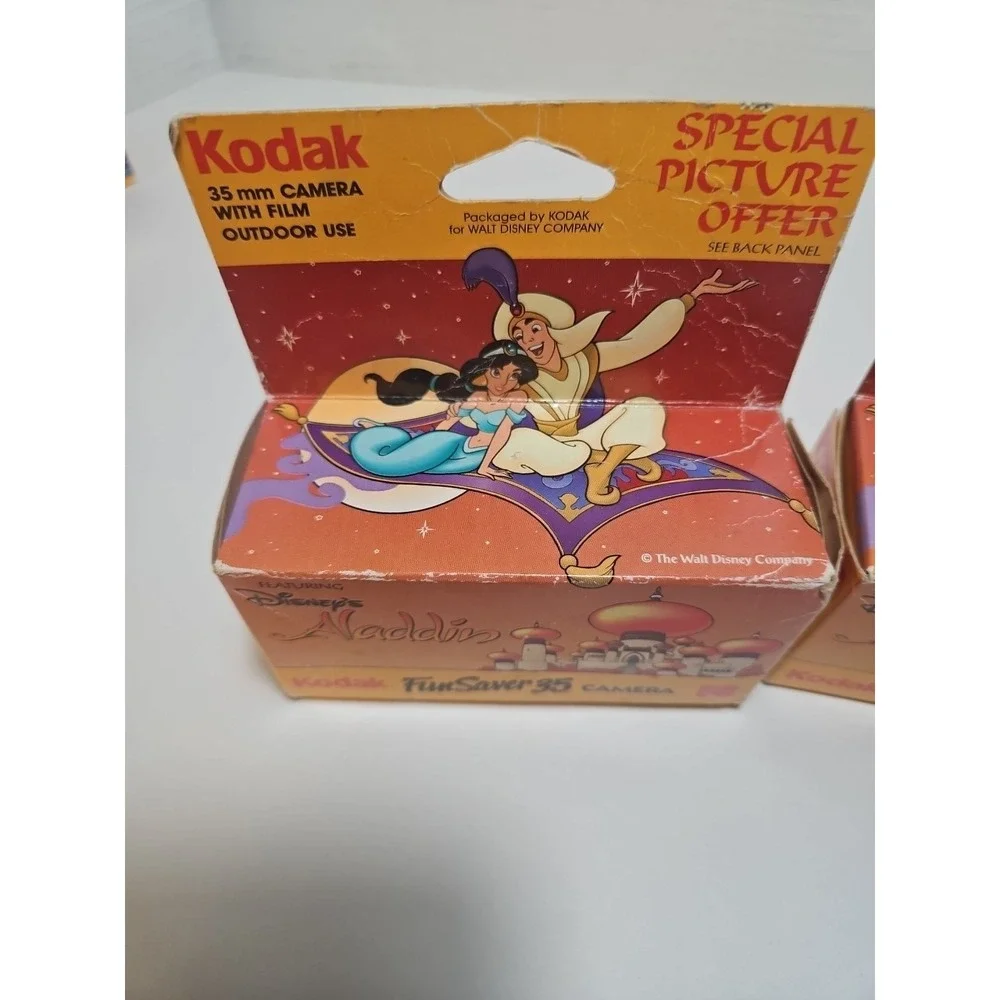 Disney Aladdin‎ Kodak FunSaver 35mm Film Camera 27 Exp Gold Ultra 400 06/1995